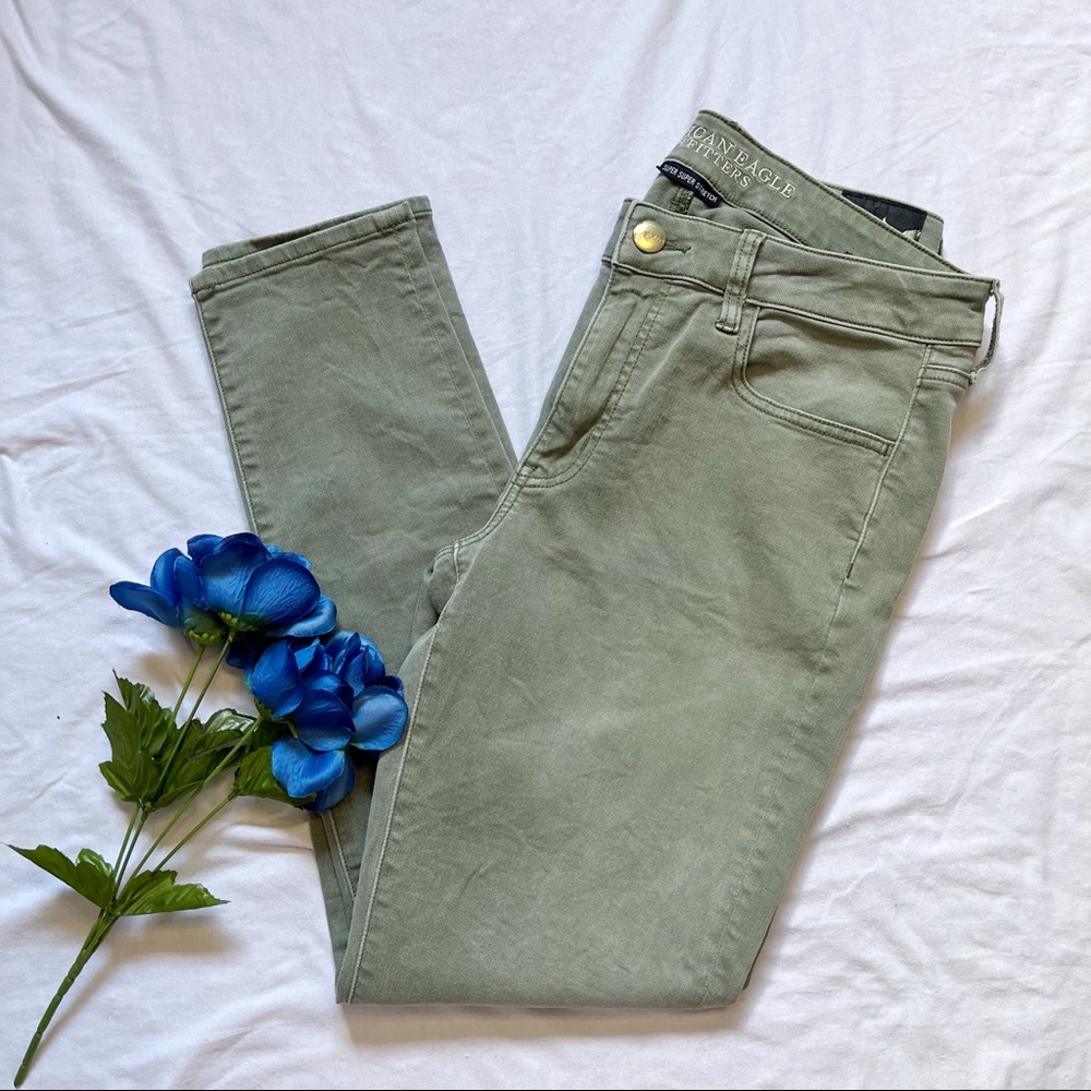 American Eagle Army Green Jegging